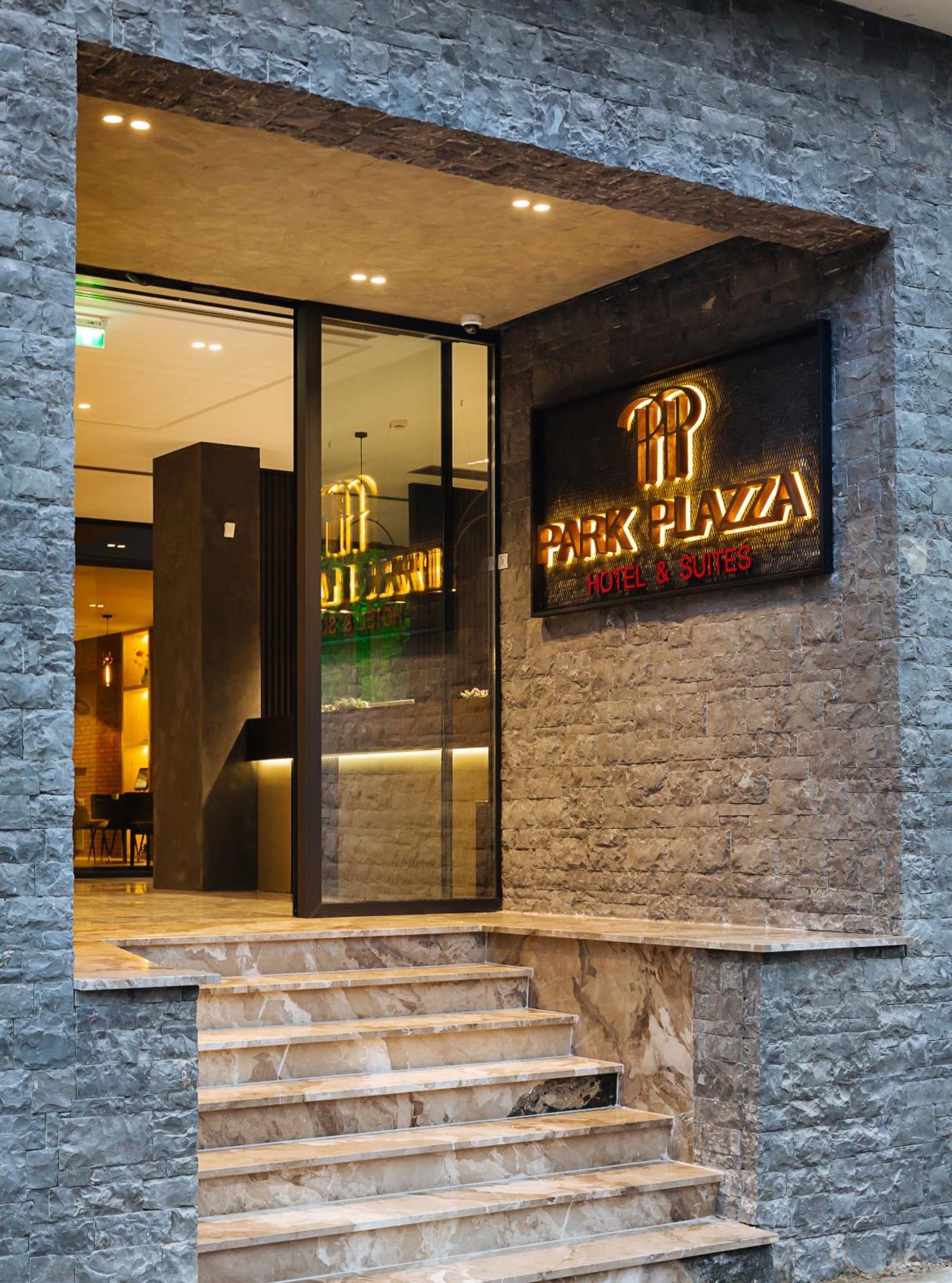 科尔察 Park Plazza酒店 外观 照片